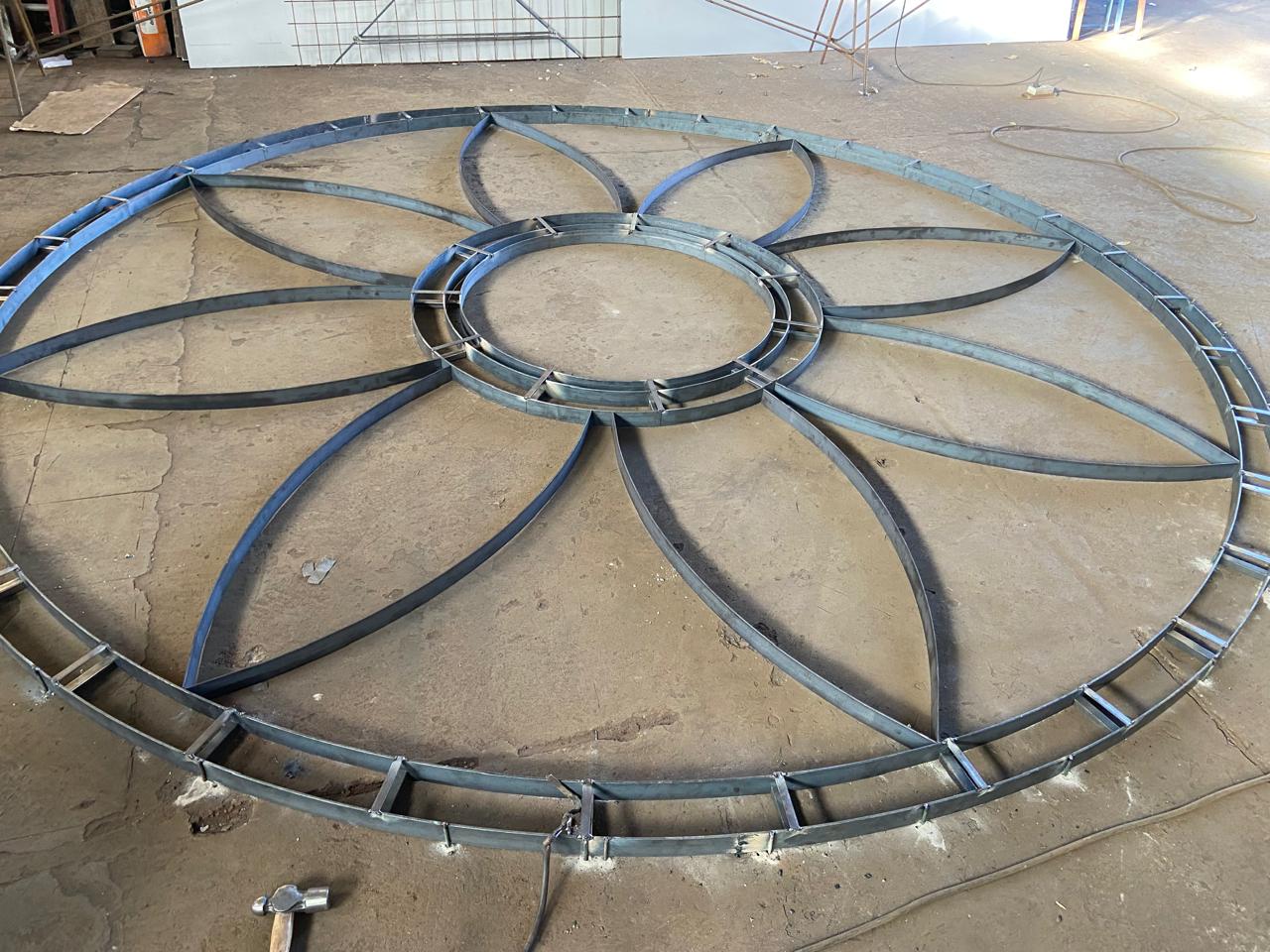 Mandala em aço